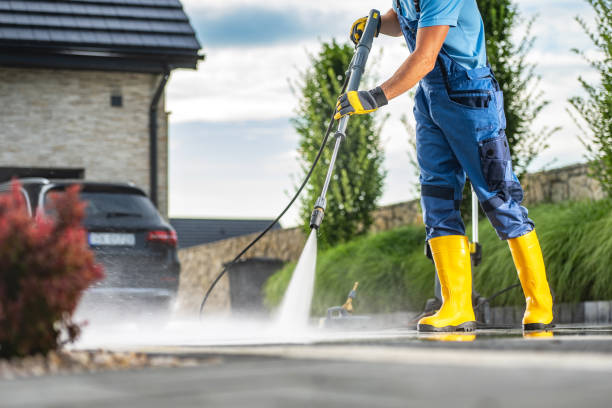 Why Choose Our Certified Pressure Washing Experts for Your Project Needs in Twin Grove, IL?